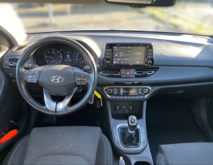 Hyundai i30 9