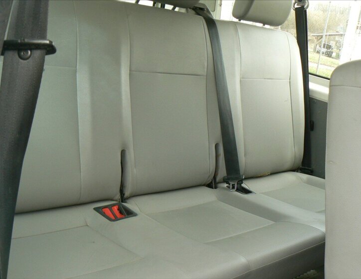 Volkswagen Transporter MPV 2,0 l 103 kw