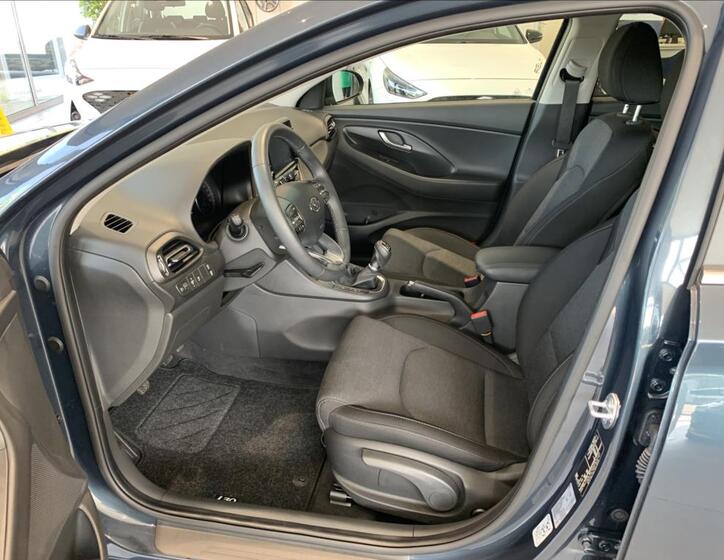 Hyundai i30 23
