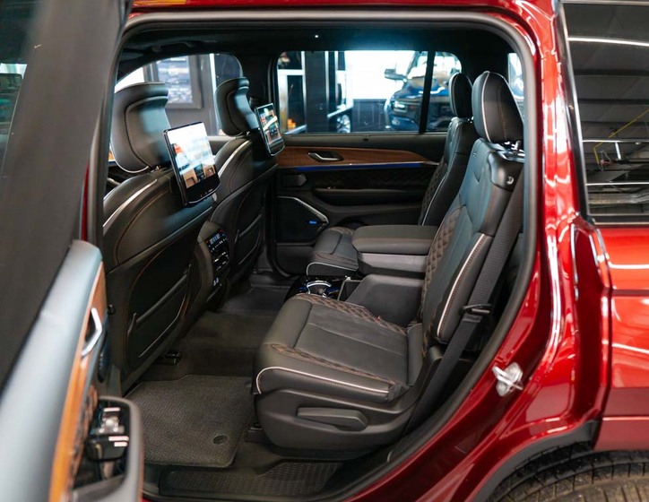 Jeep Grand Cherokee 42