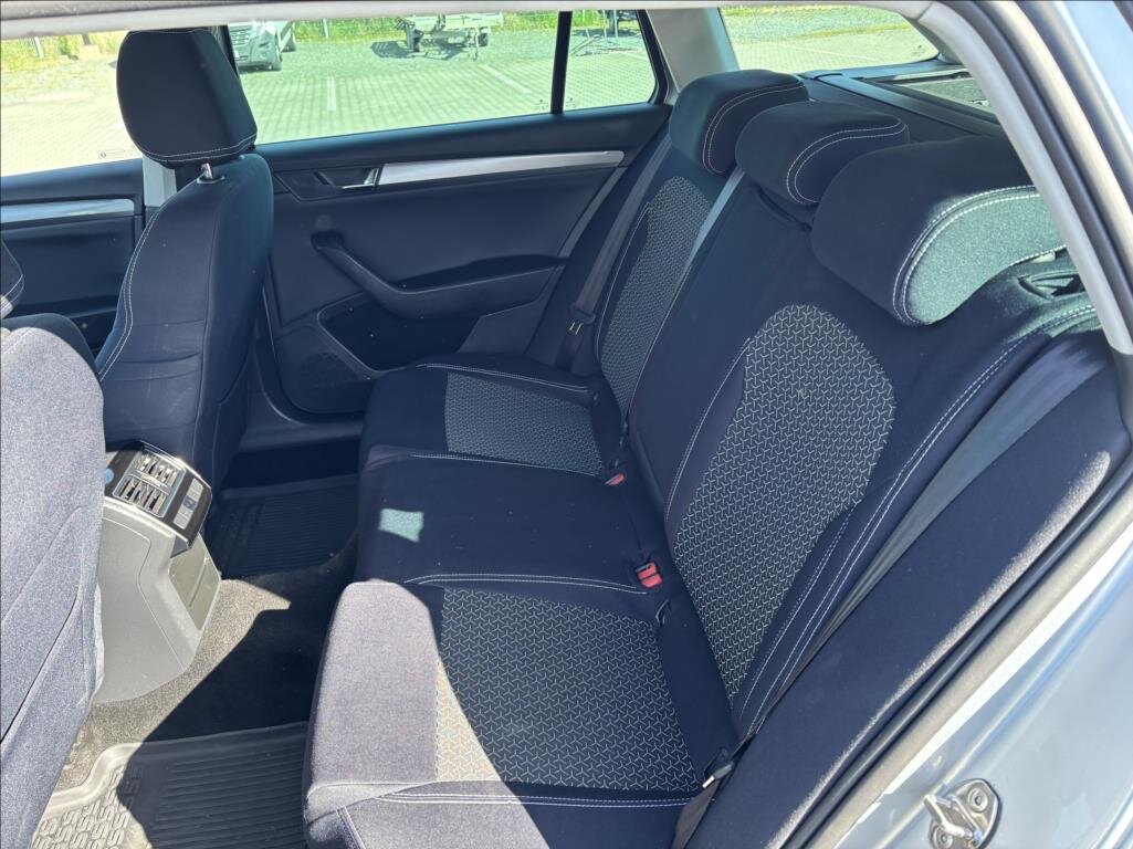 Škoda Superb Kombi 1,5 l 110 kw