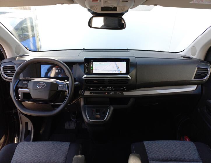 Toyota ProAce Verso 17