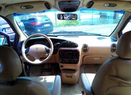Chrysler Grand Voyager 12