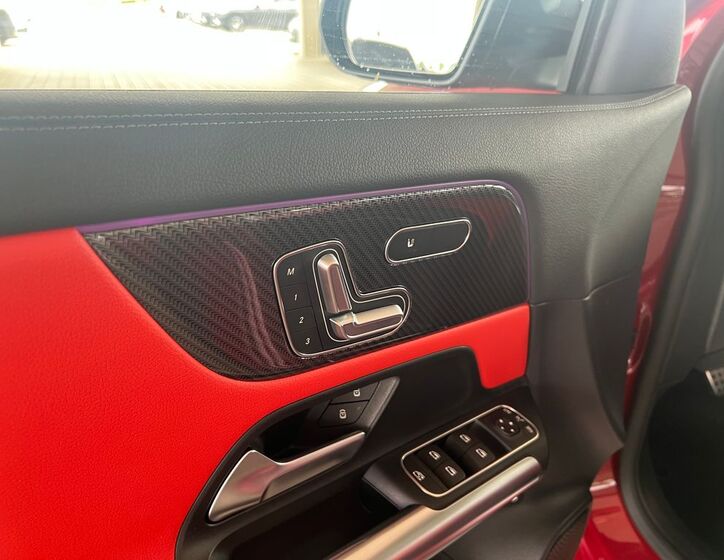 Mercedes-Benz GLA 11