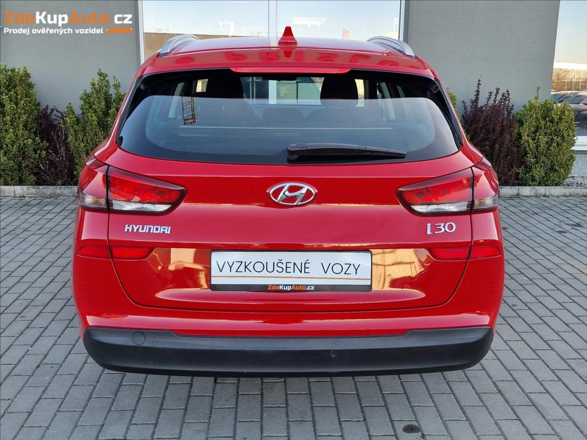 Hyundai i30 Kombi 998,0 88 kw