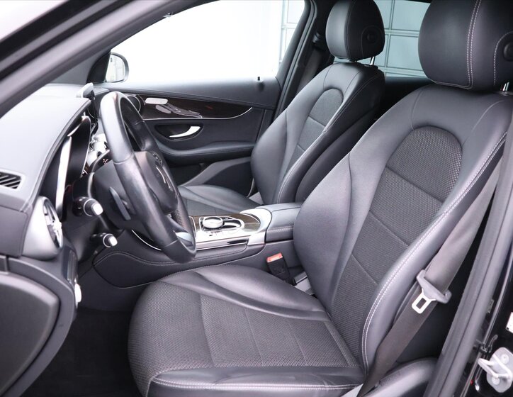 Mercedes-Benz GLC SUV / Terénní 3,0 l 190 kw