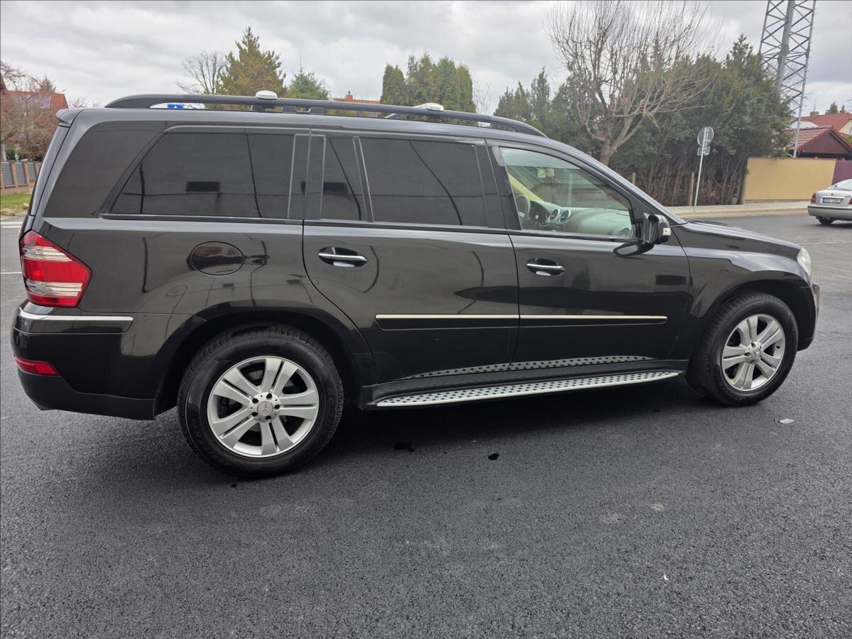 Mercedes-Benz GL SUV / Terénní 3,0 l 165 kw