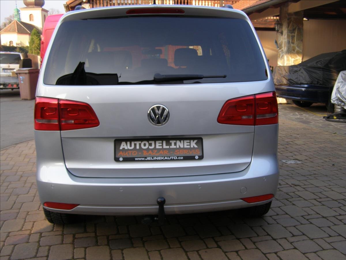 Volkswagen Touran MPV 1,2 l 77 kw