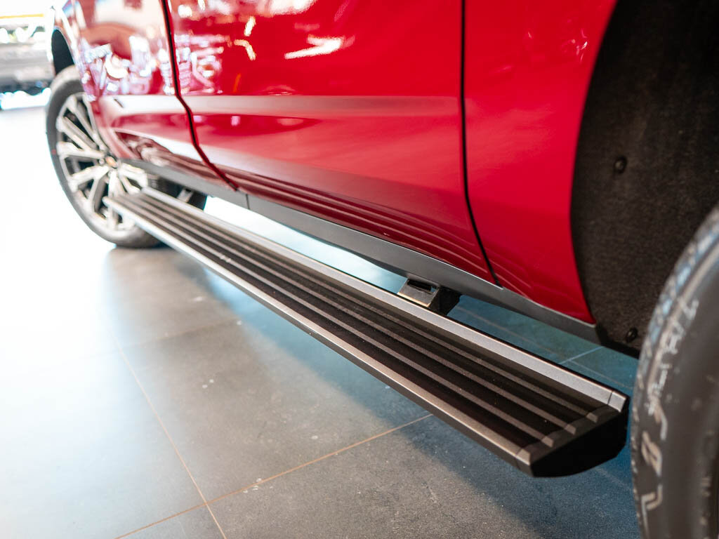 Chevrolet Suburban SUV 6,2 l 313 kw