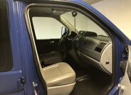 Volkswagen Transporter 9