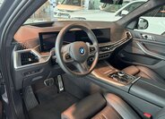 BMW X7 SUV / Terénní 3,0 l 250 kw