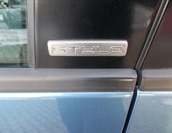 Volkswagen Touran MPV 1,6 l 77 kw