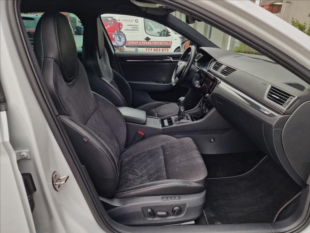 Škoda Superb Kombi 2,0 l 110 kw