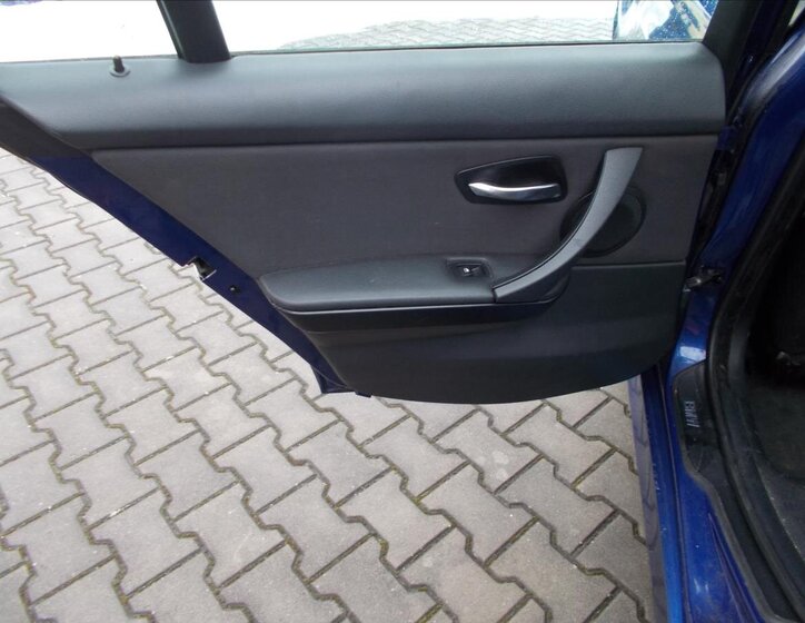 BMW Řada 3 Kombi 2,0 l 95 kw