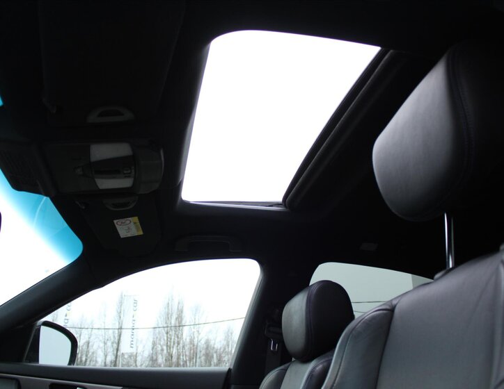 Infiniti QX70 SUV 3,0 l 175 kw