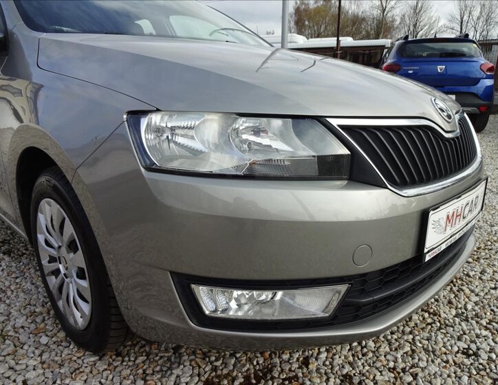 Škoda Rapid Sedan / Limuzína 1,2 l 66 kw