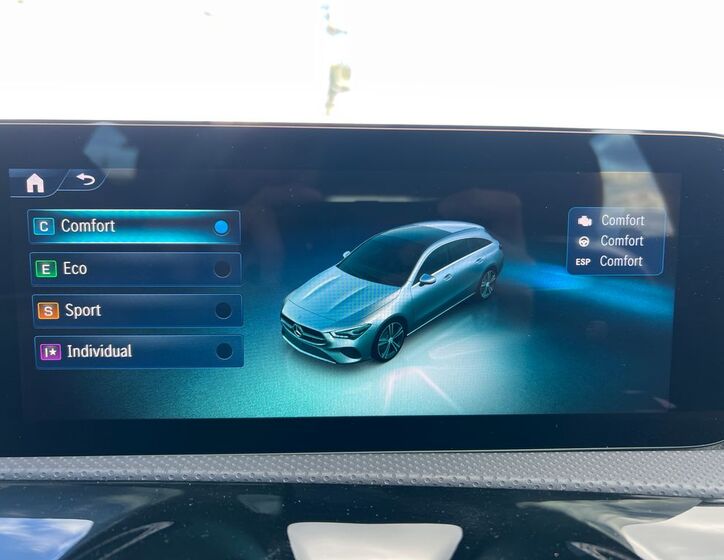 Mercedes-Benz CLA 33