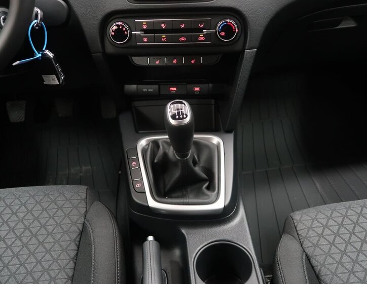 KIA Ceed 14