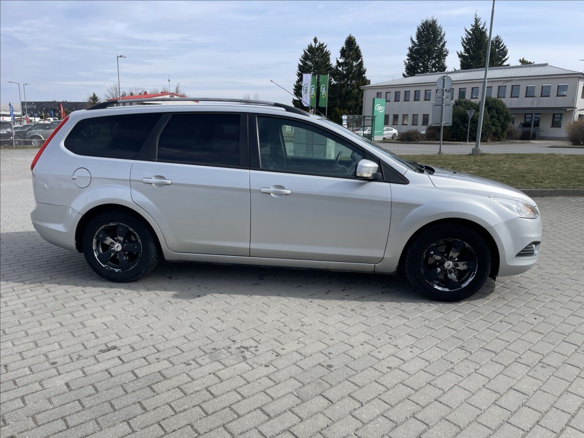 Ford Focus Kombi 1,6 l 74 kw