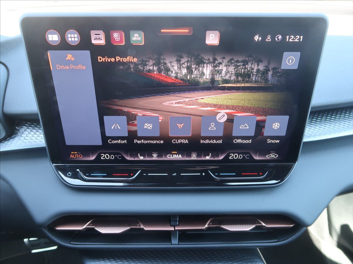 Cupra Terramar SUV / Terénní 2,0 l 195 kw