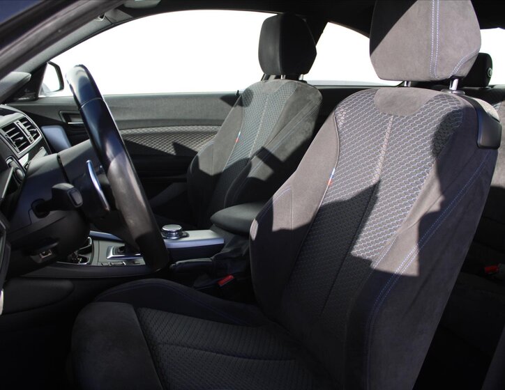 BMW Řada 2 Kupé 3,0 l 240 kw