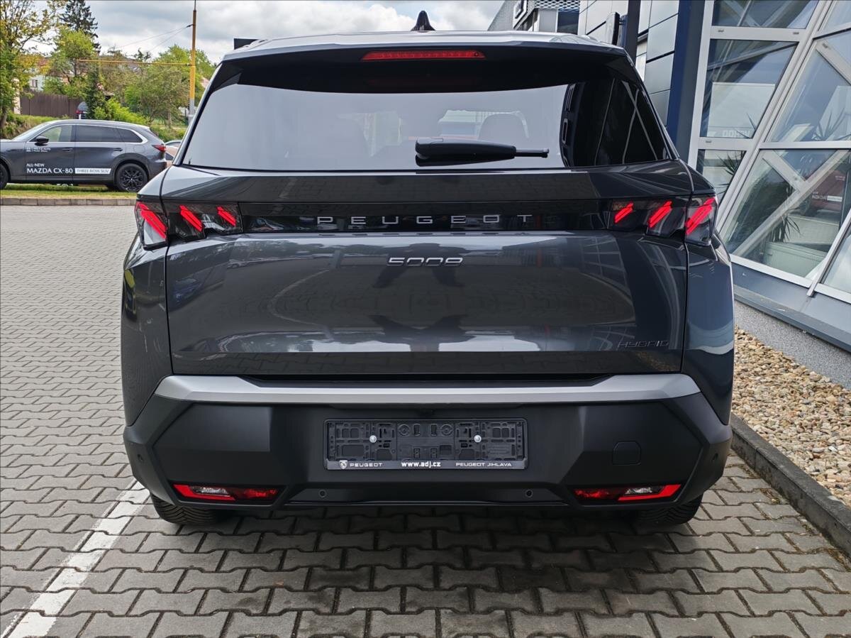 Peugeot 5008 SUV / Terénní 1,2 l 107 kw