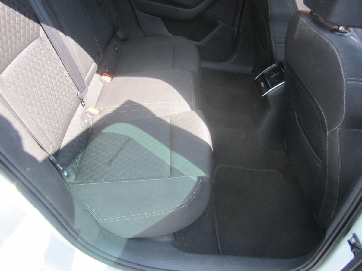 Škoda Superb Sedan 2,0 l 110 kw