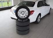 Mercedes-Benz Třídy C Sedan / Limuzína 2,1 l 125 kw