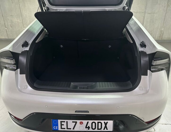 Toyota Prius Hatchback 2,0 l 164 kw