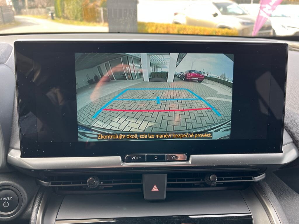 Toyota C-HR SUV / Terénní 2,0 l 112 kw