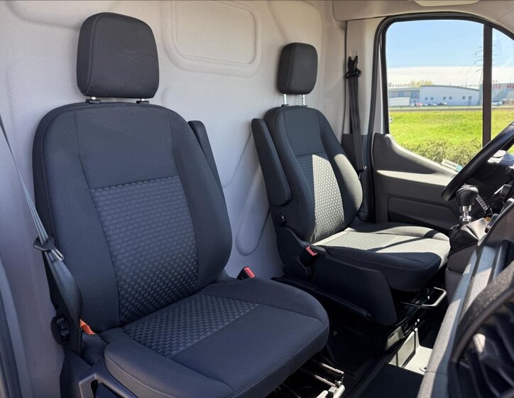 Ford Transit Skříň 2,0 l 96 kw