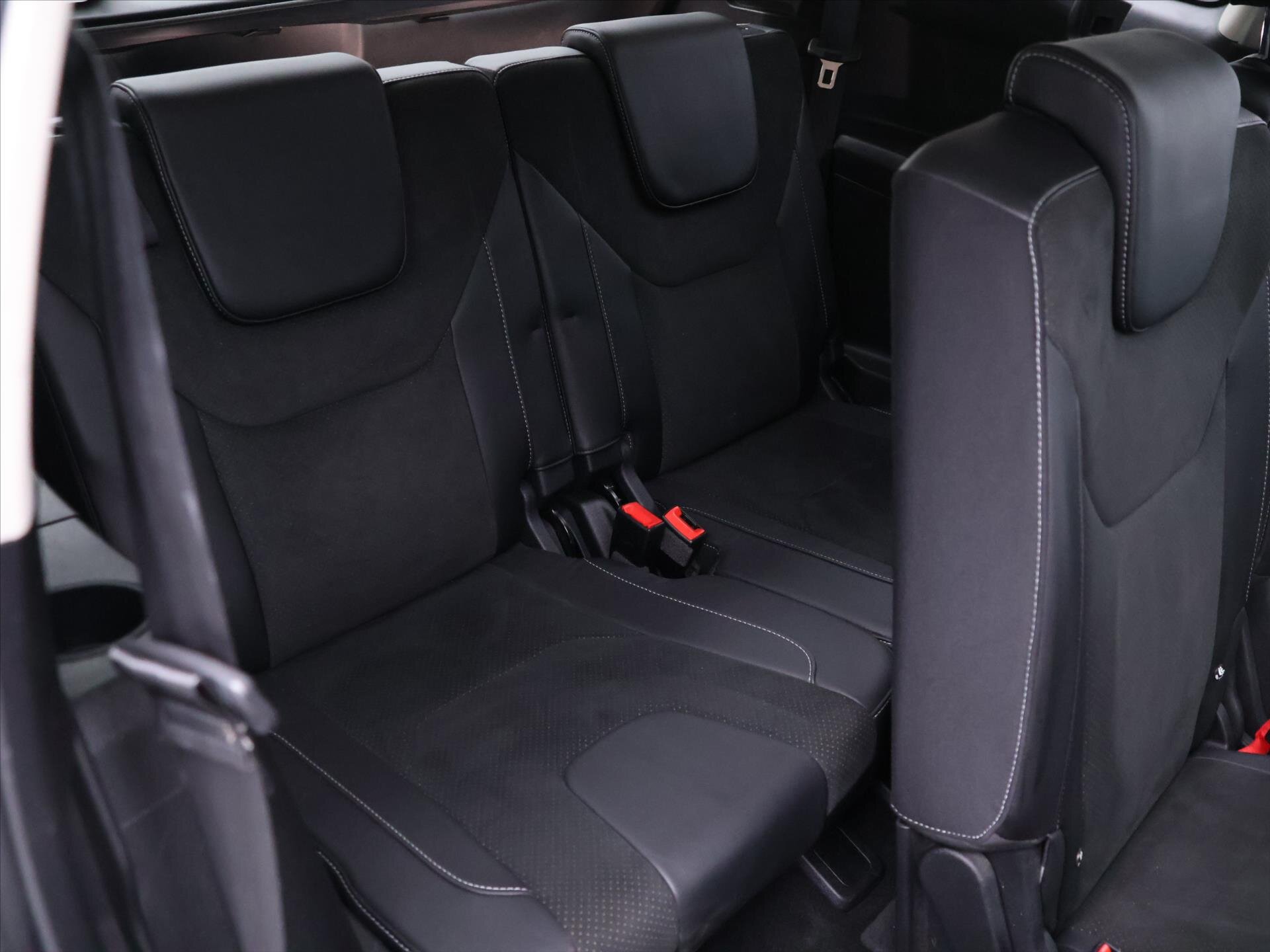 Ford S-MAX MPV 2,0 l 132 kw