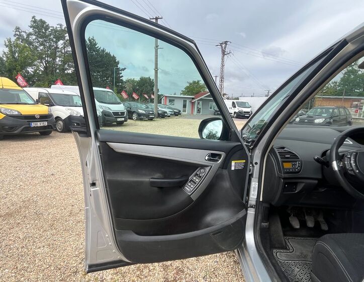 Citroën C4 Picasso 12