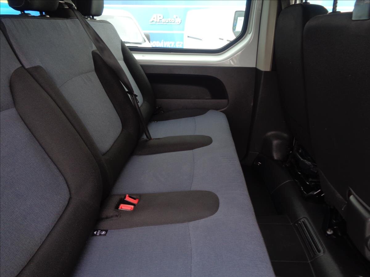 Opel Vivaro Ostatní 1,6 l 70 kw
