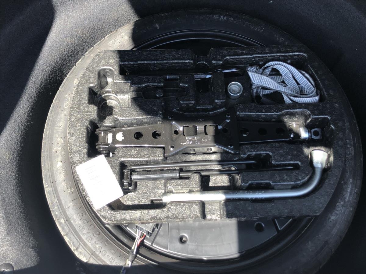 Škoda Superb Kombi 2,0 l 110 kw