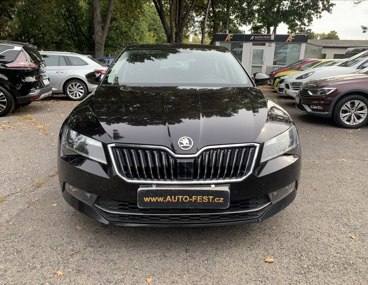Škoda Superb 2