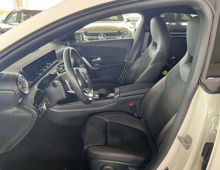 Mercedes-Benz CLA 10