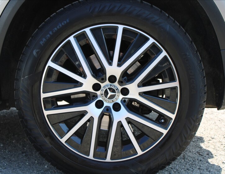 Mercedes-Benz GLC 32