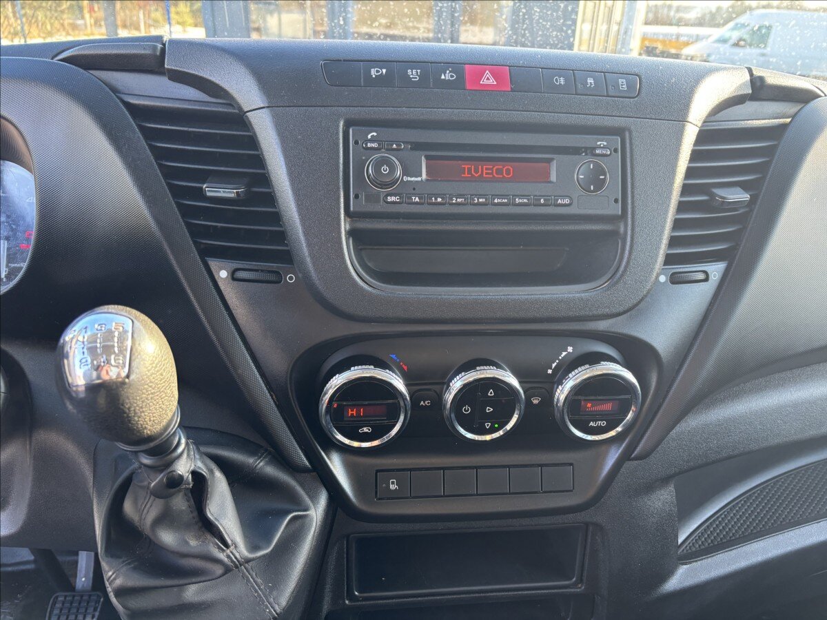 Iveco Daily Sklápěč 2,3 l 100 kw