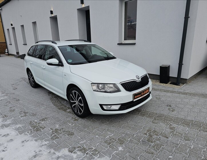 Škoda Octavia 1
