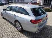Mercedes-Benz Třídy E Kombi 2,0 l 143 kw