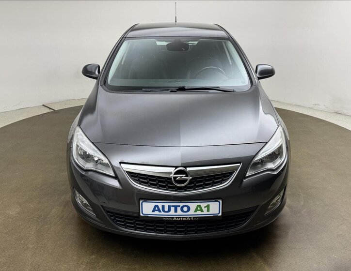 Opel Astra Hatchback 1,4 l 103 kw