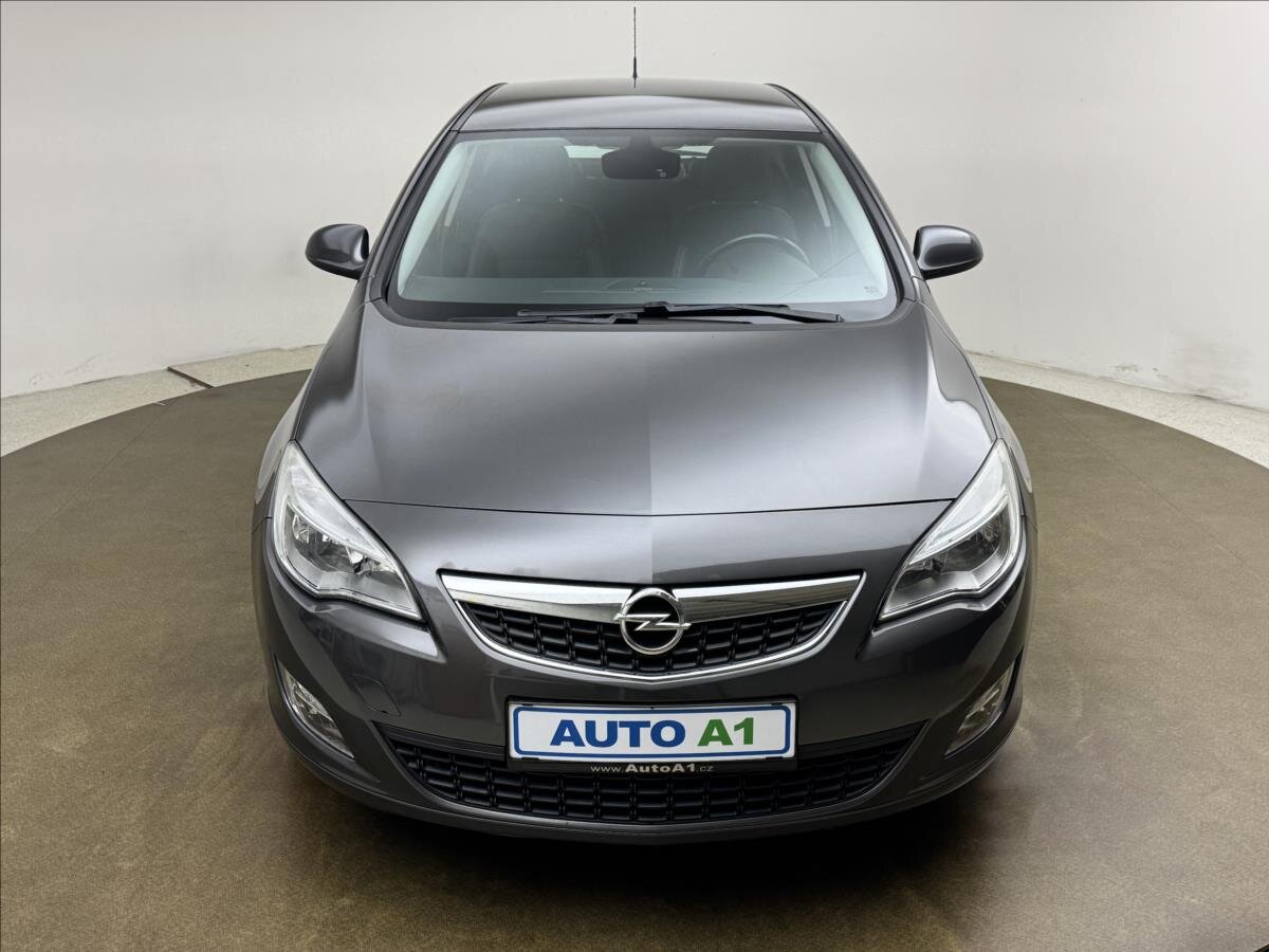 Opel Astra Hatchback 1,4 l 103 kw
