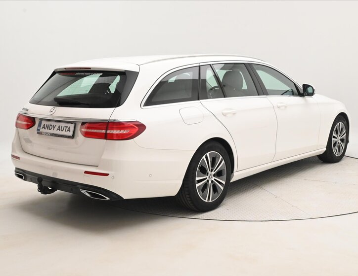 Mercedes-Benz Třídy E 5