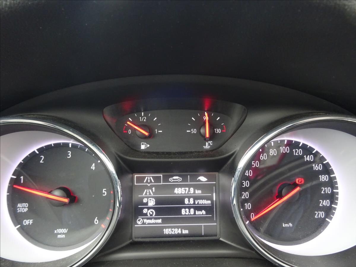 Opel Insignia Kombi 2,0 l 125 kw