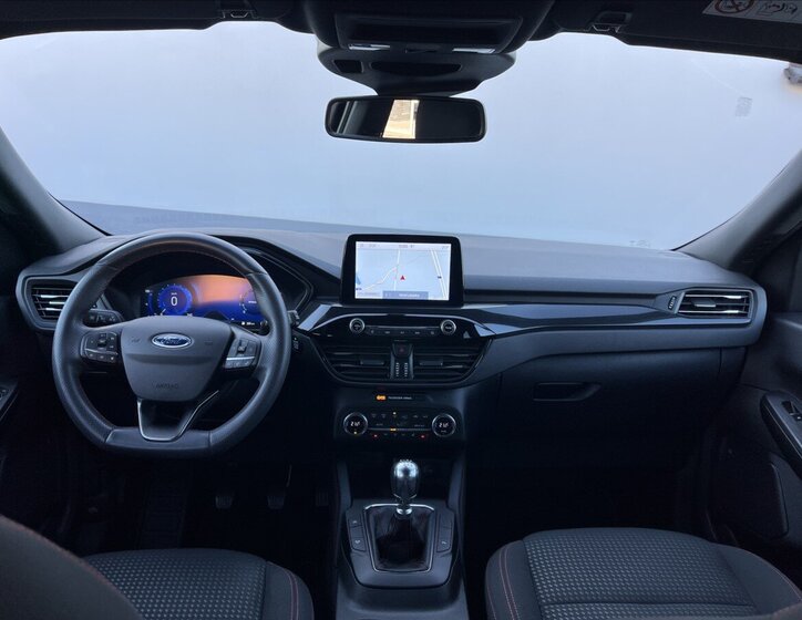 Ford Kuga Kombi 1,5 l 111 kw