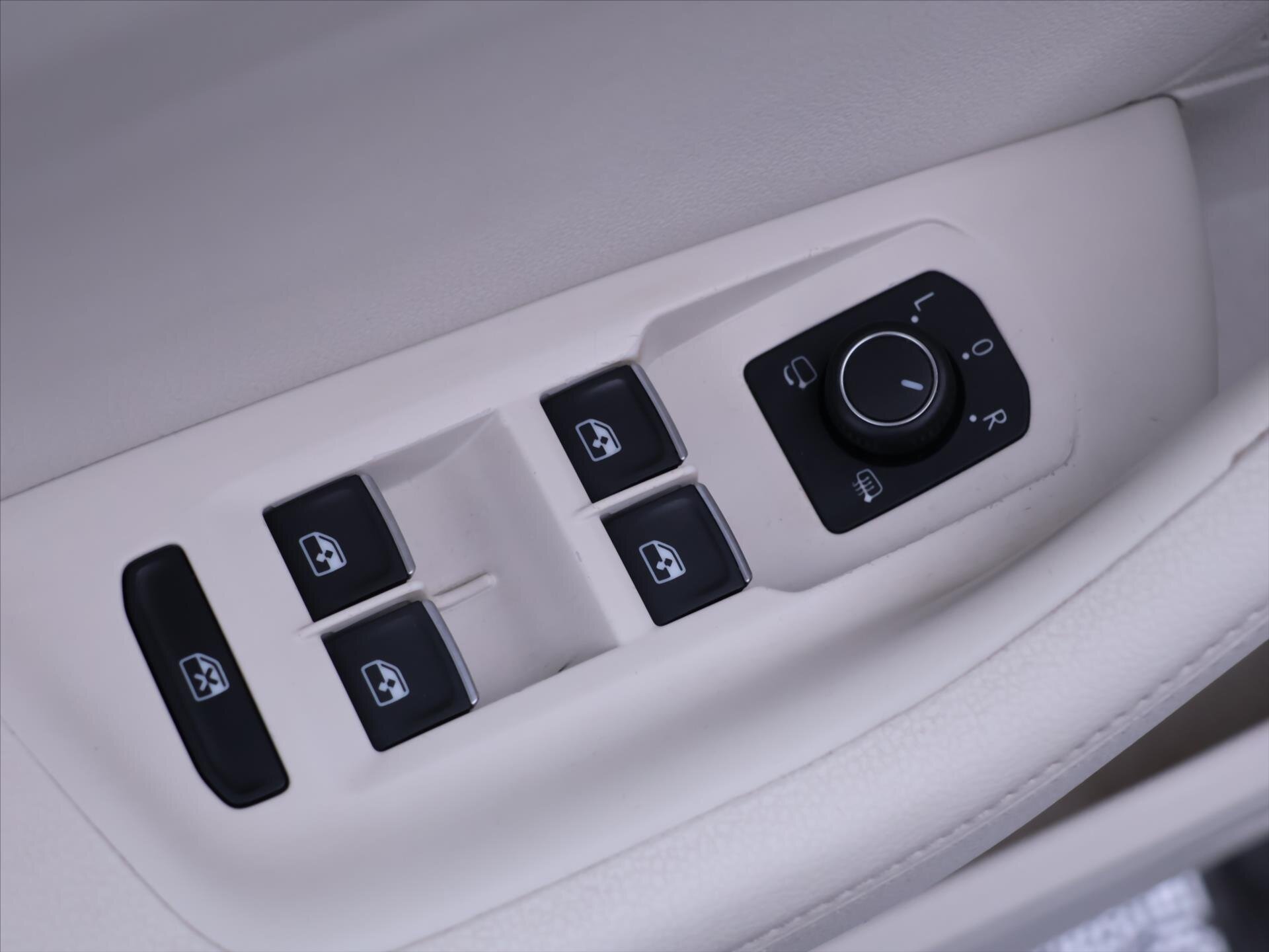 Volkswagen Passat Sedan 2,0 l 110 kw