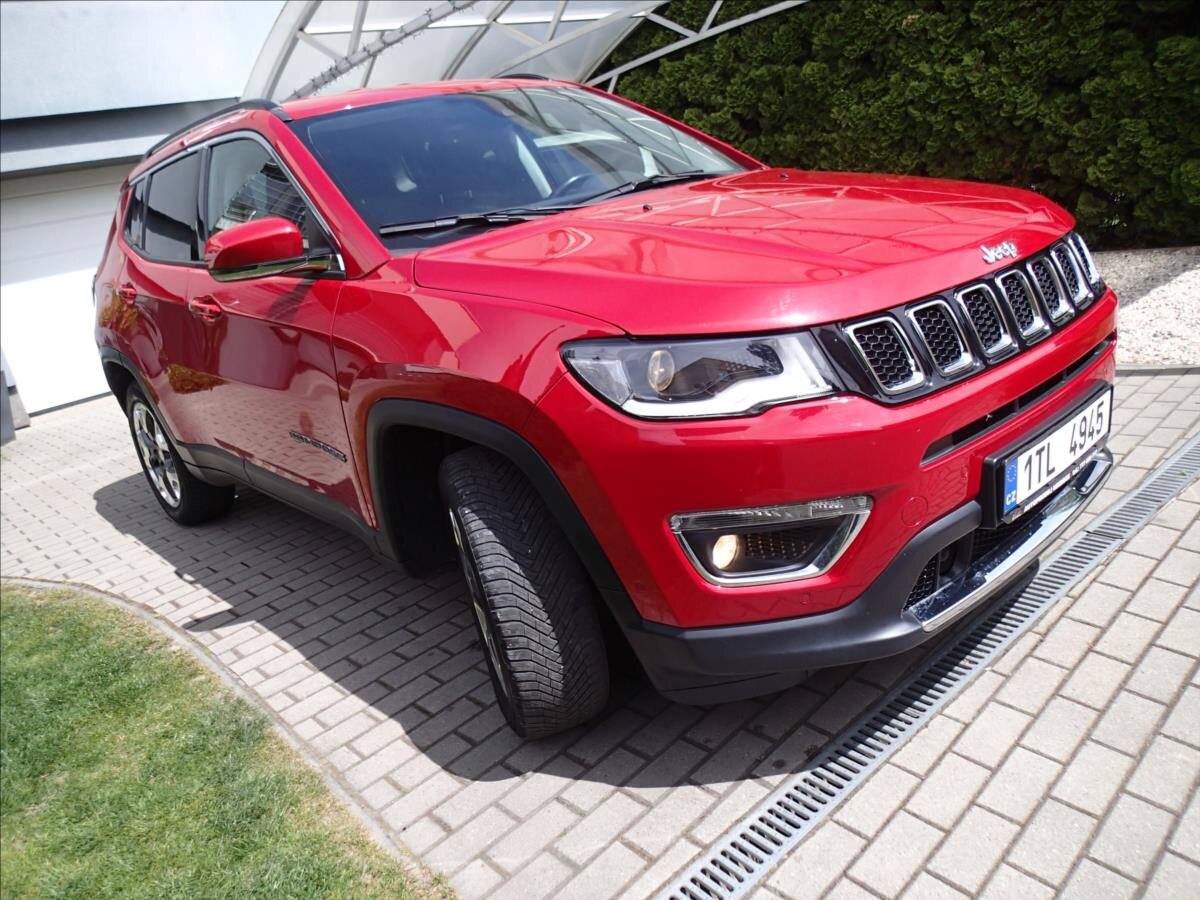 Jeep Compass SUV / Terénní 2,0 l 103 kw