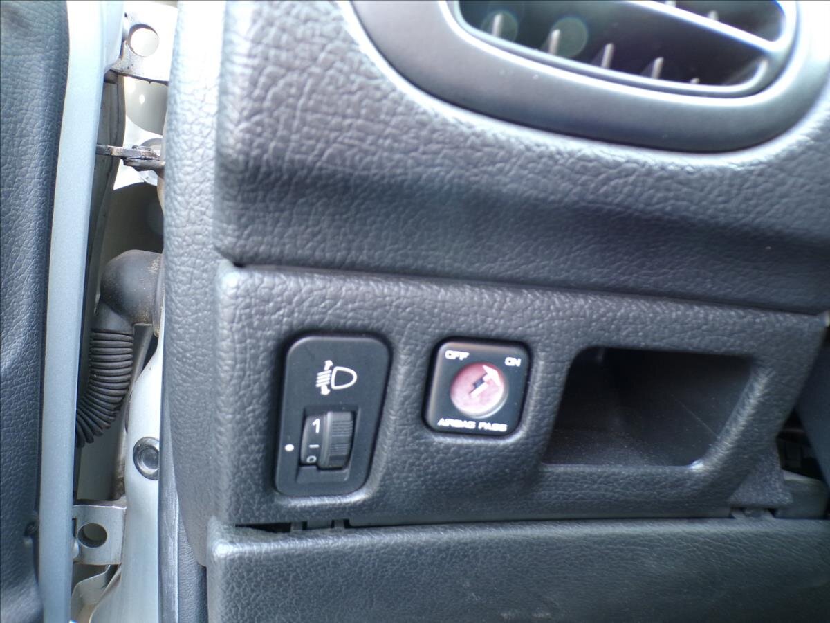 Peugeot 206 Hatchback 1,4 l 55 kw