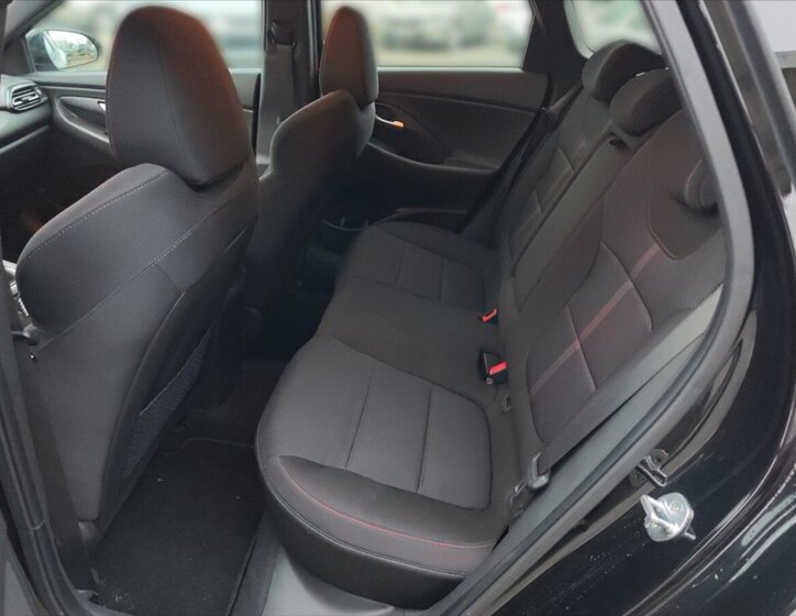 Hyundai i30 Kombi 998,0 88 kw